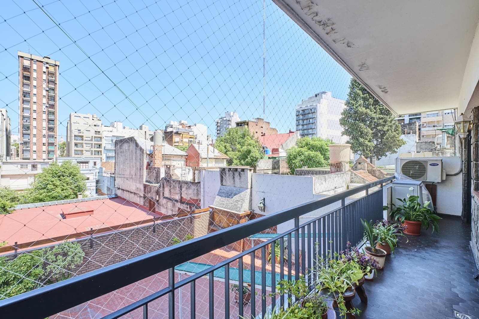 3-room apartment for sale in Flores, with garage and storage room