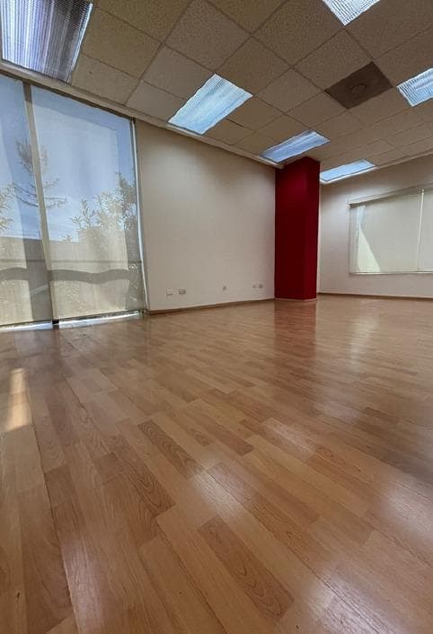 FULLY EQUIPPED OFFICE IN VALLE