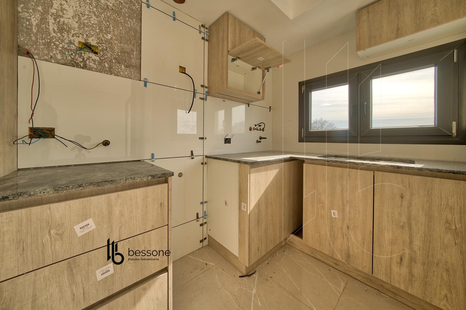 Brand-New 2-Bedroom Apartment with Garage in Perla Norte—Delivery in Early 2026