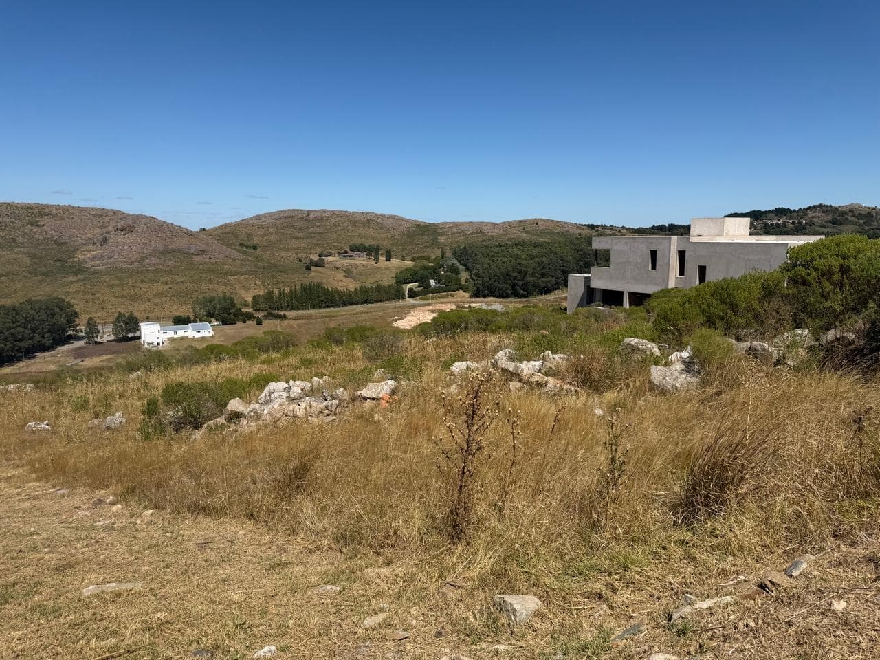 Lot in a Gated Community. Valle Escondido, Tandil
