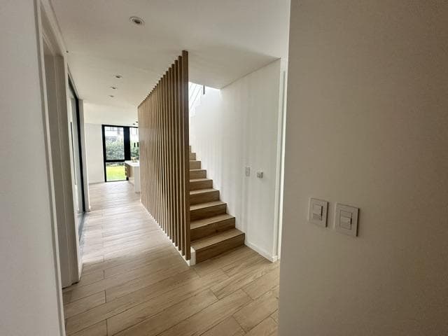5-room house for sale, Ayres Plaza, Pilar