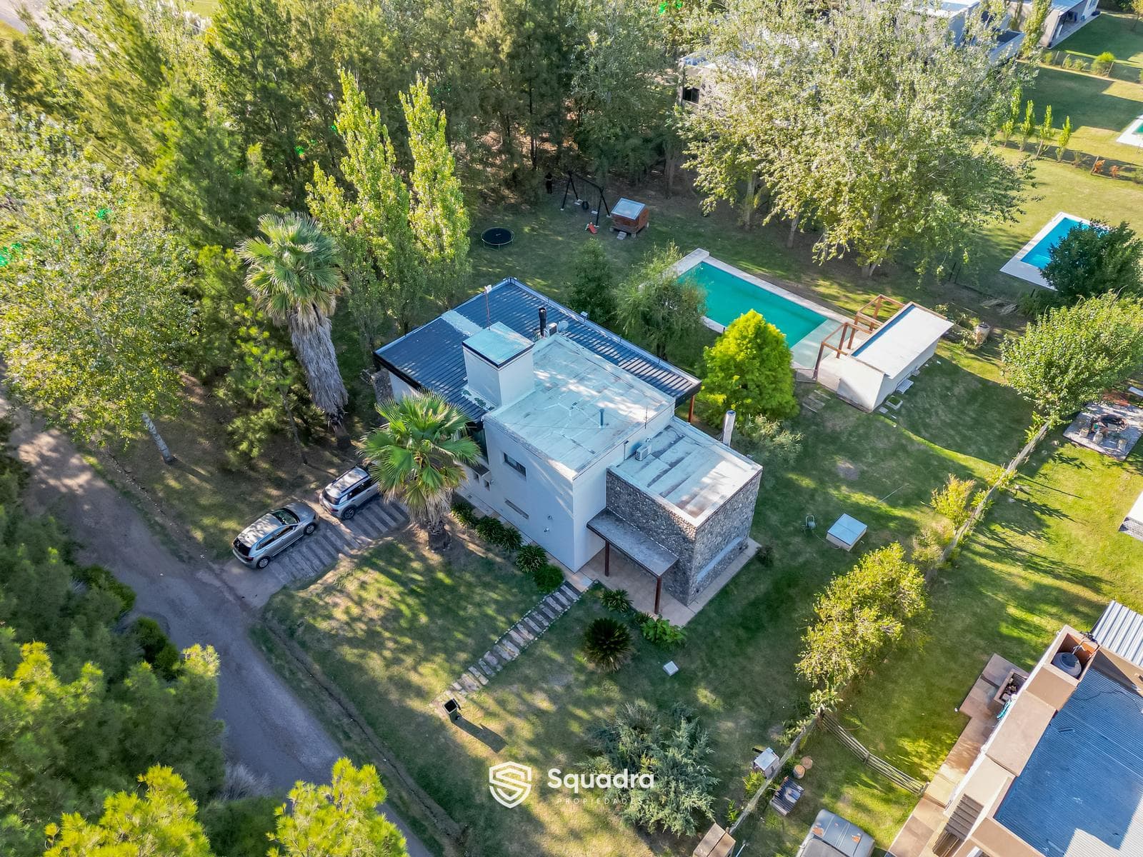 FOR SALE | TRADE - 3-bedroom house with pool and barbecue area - Puerto Roldán. QUALIFIES FOR MORTGAGE.