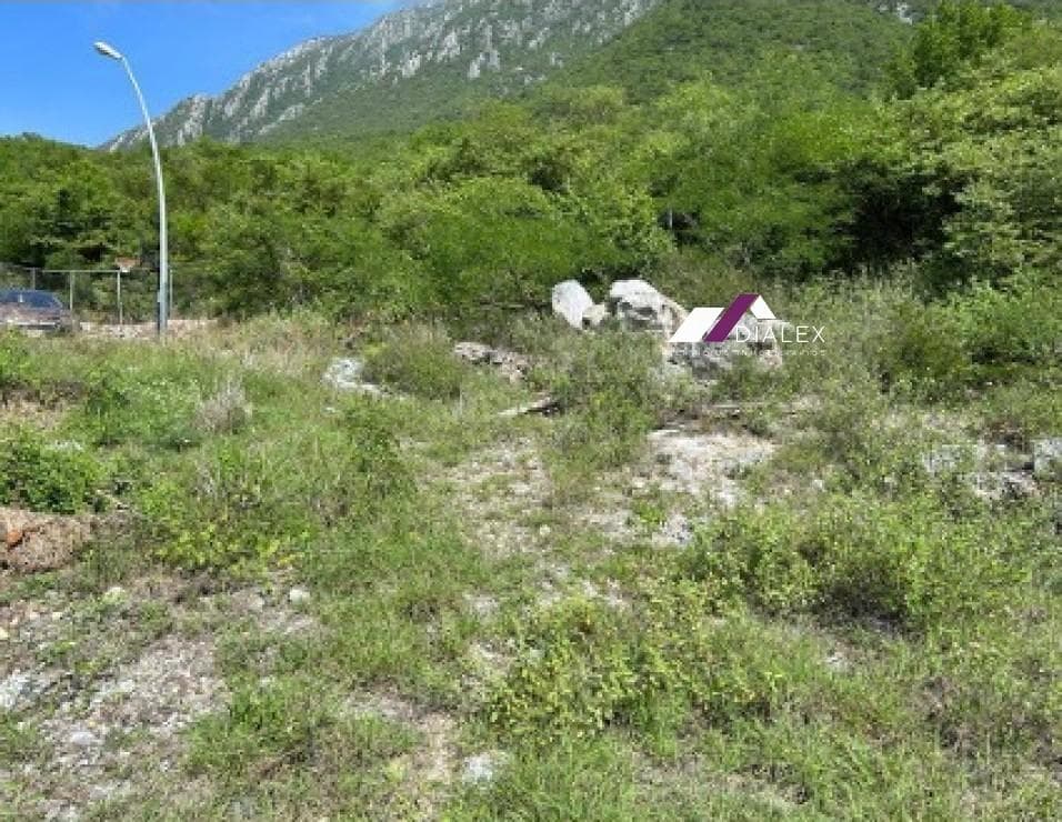 FOR SALE: 407 m2 Lot in the CONTRY SUR Subdivision - National Highway Area in Monterrey, Nuevo León