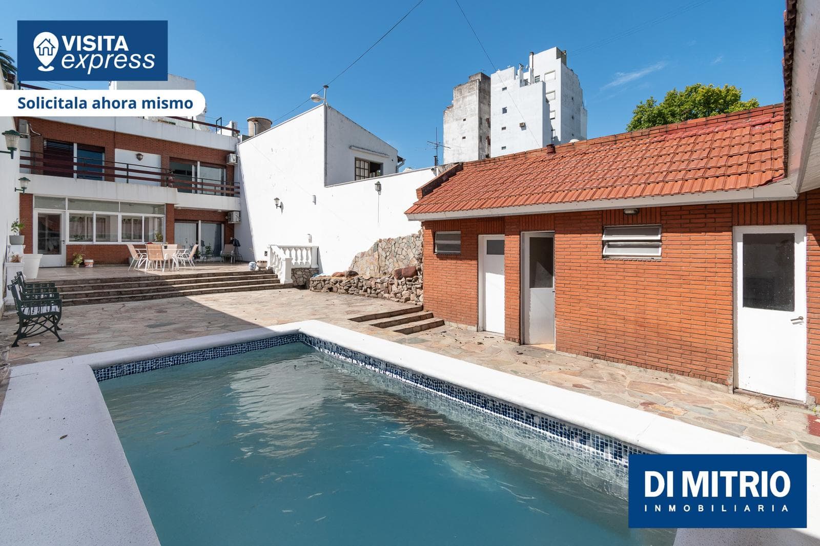 Almagro: 829 m² house with pool, barbecue area, and garage