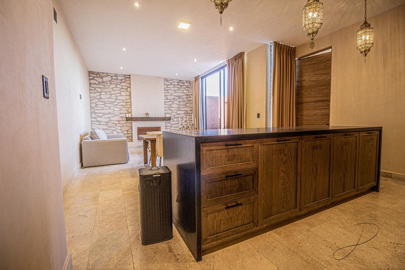 HOUSE FOR SALE ON PRIVADA LA JOYA, MINERAL DE POZOS. GREAT FOR RETIREMENT