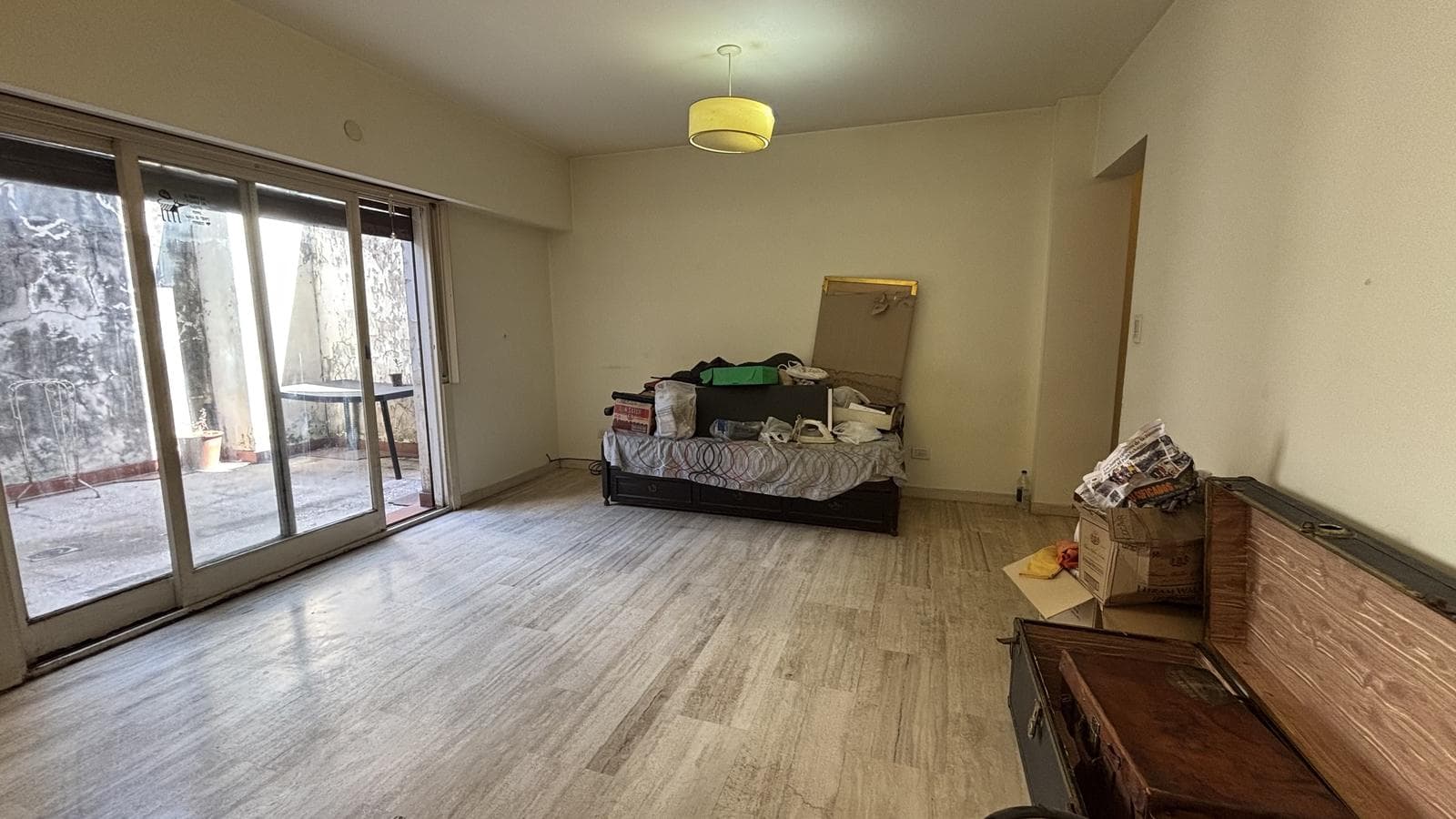 3-room apartment for sale in Balvanera with 2 patios!!