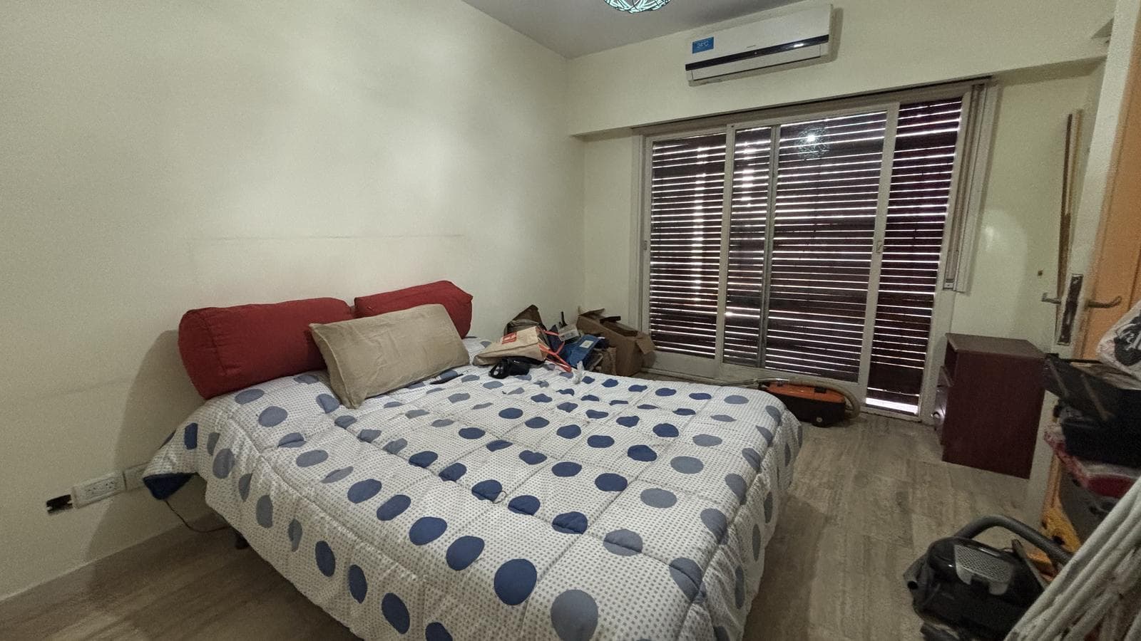 3-room apartment for sale in Balvanera with 2 patios!!