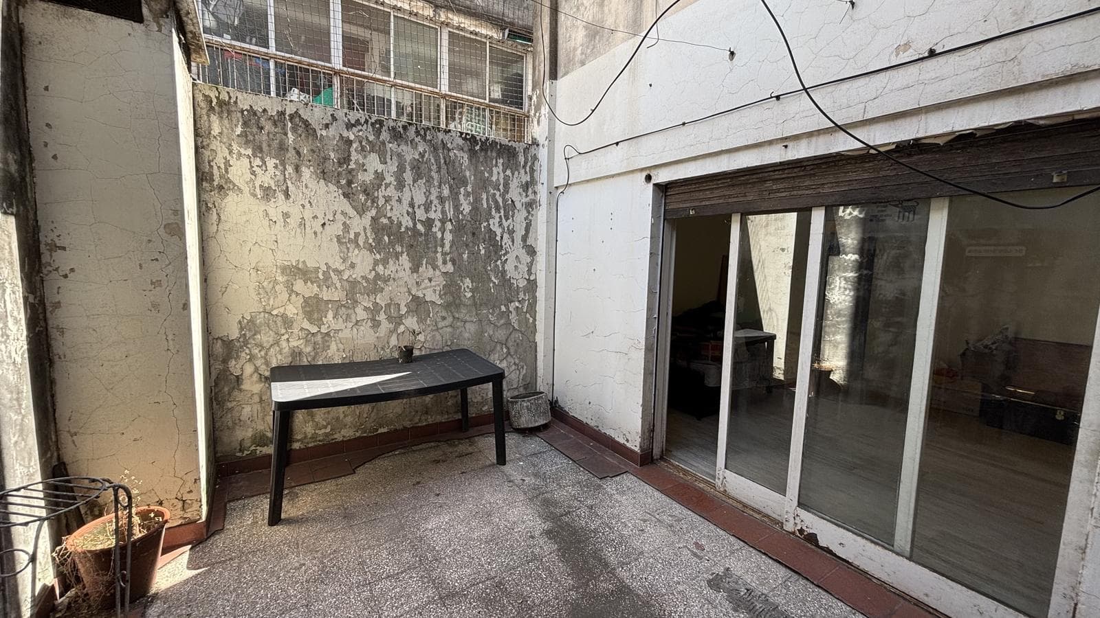 3-room apartment for sale in Balvanera with 2 patios!!