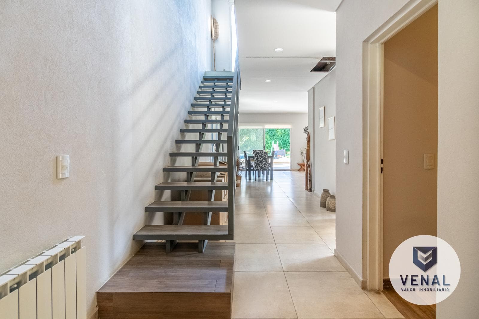 House for Sale in Santa Clara (Villanueva), Dique Luján Tigre: 6 Rooms, 3 Bedrooms, Garden, Pool