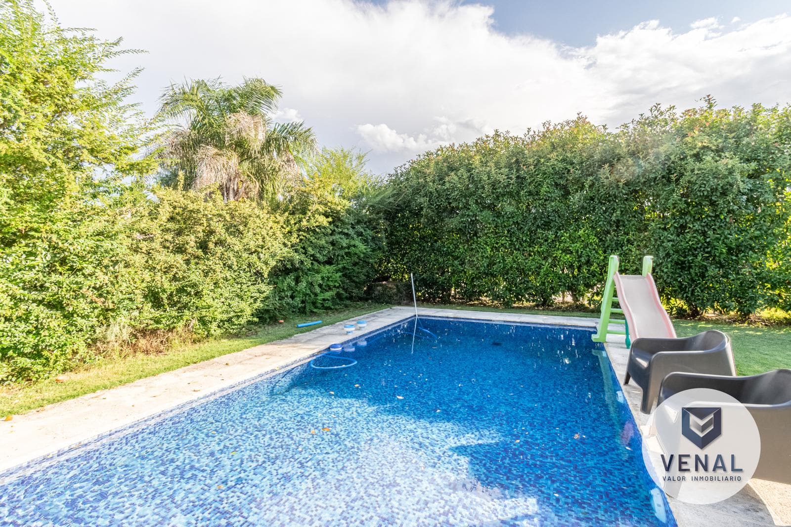 House for Sale in Santa Clara (Villanueva), Dique Luján Tigre: 6 Rooms, 3 Bedrooms, Garden, Pool