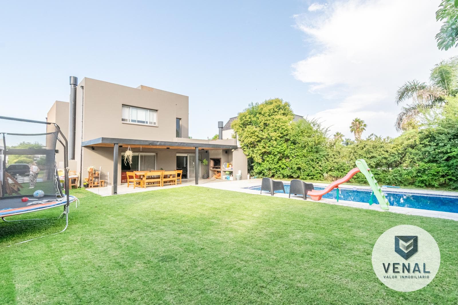 House for Sale in Santa Clara (Villanueva), Dique Luján Tigre: 6 Rooms, 3 Bedrooms, Garden, Pool