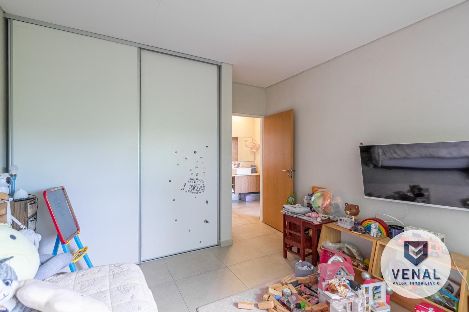 House for Sale in Santa Clara (Villanueva), Dique Luján Tigre: 6 Rooms, 3 Bedrooms, Garden, Pool