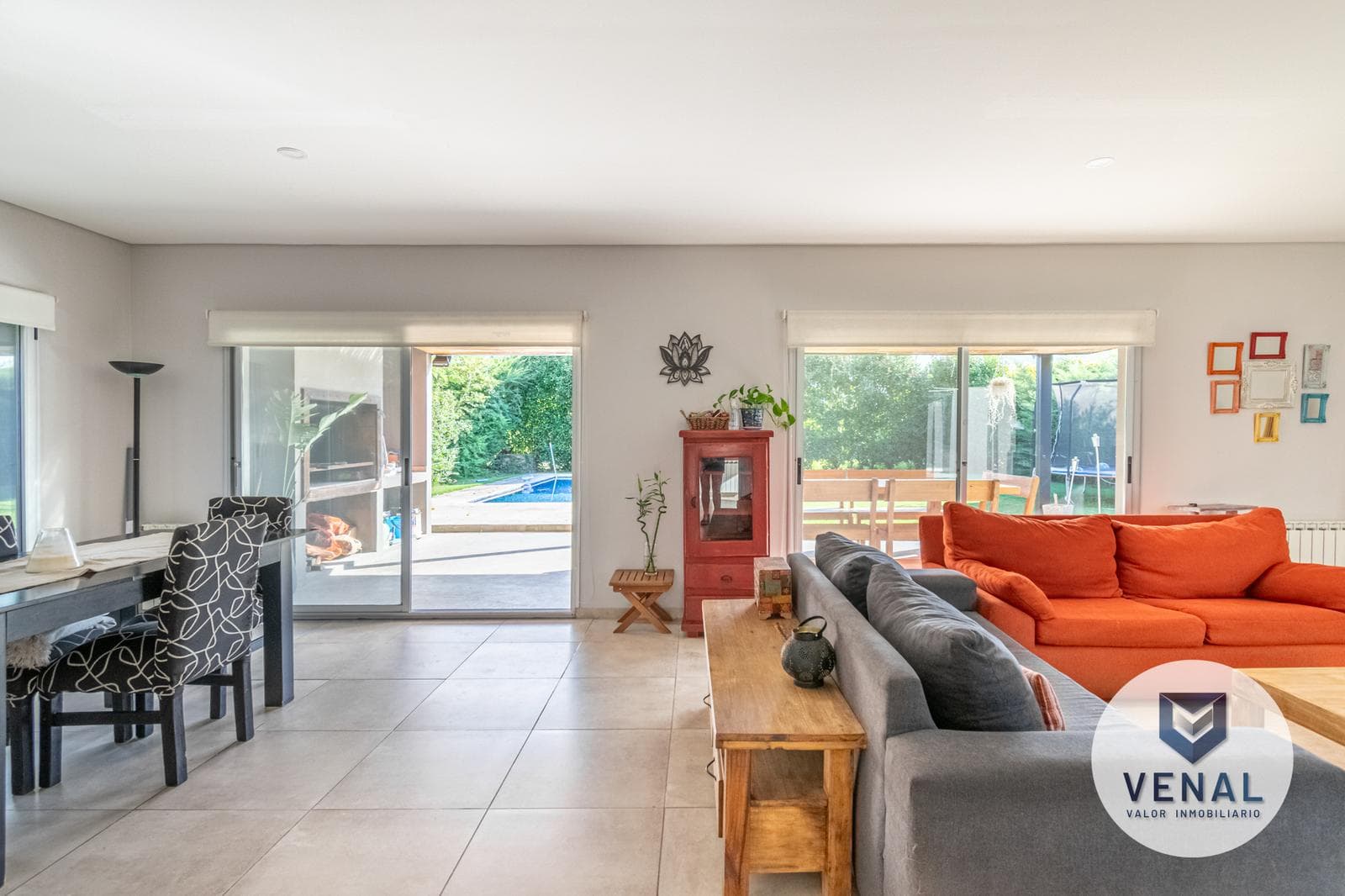 House for Sale in Santa Clara (Villanueva), Dique Luján Tigre: 6 Rooms, 3 Bedrooms, Garden, Pool