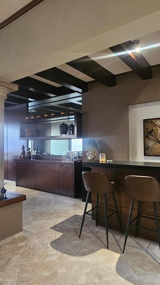 HOME FOR SALE IN VILLA MONTAÑA