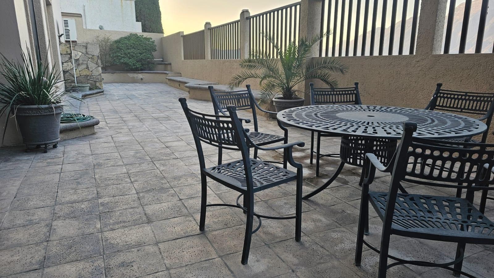 HOME FOR SALE IN VILLA MONTAÑA