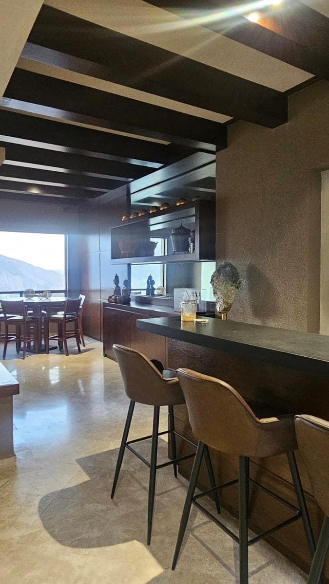 HOME FOR SALE IN VILLA MONTAÑA