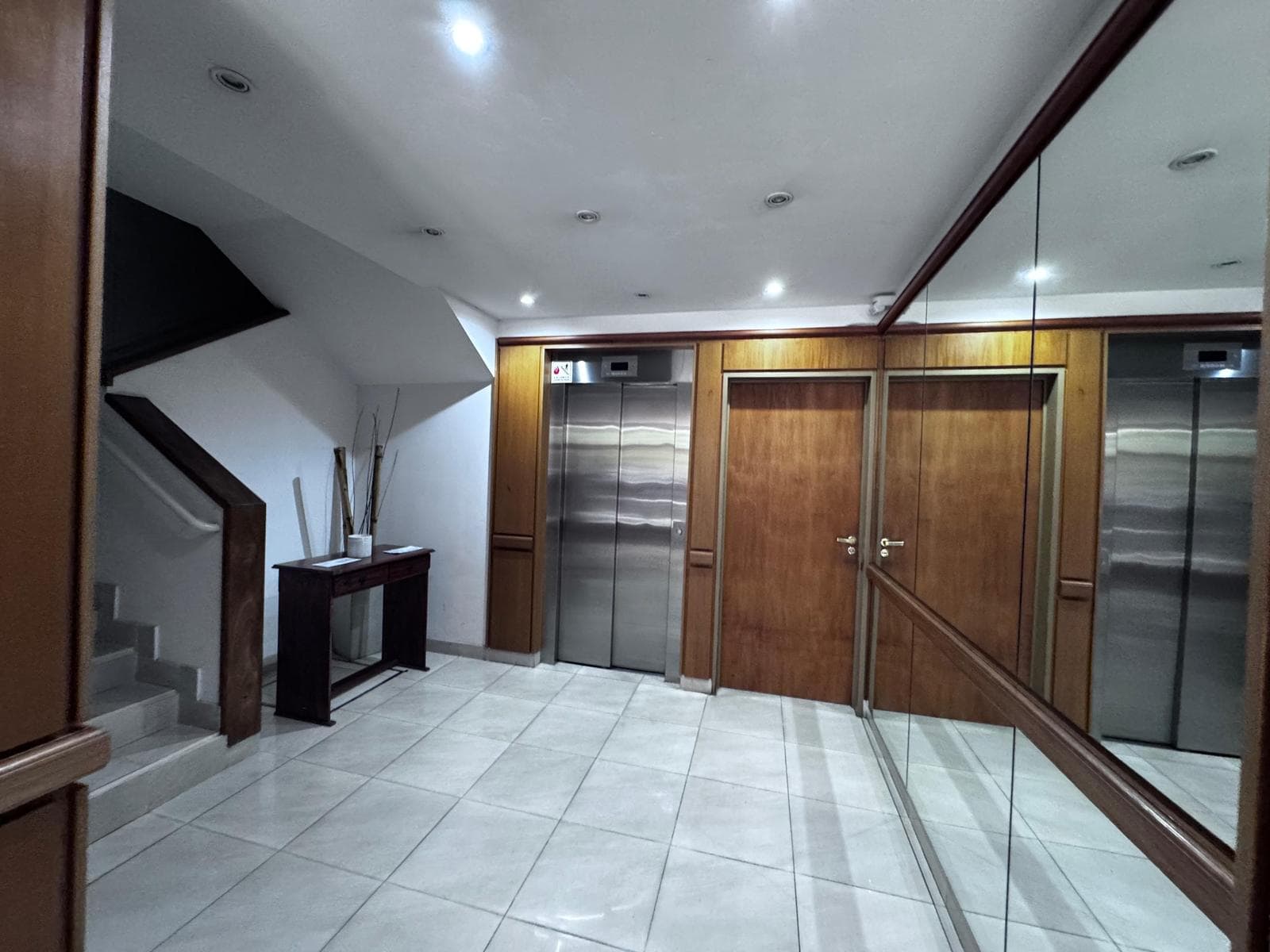 2-ROOM APARTMENT WITH BALCONY. FACES AWAY FROM THE STREET. PARKING SPACE. VILLA URQUIZA