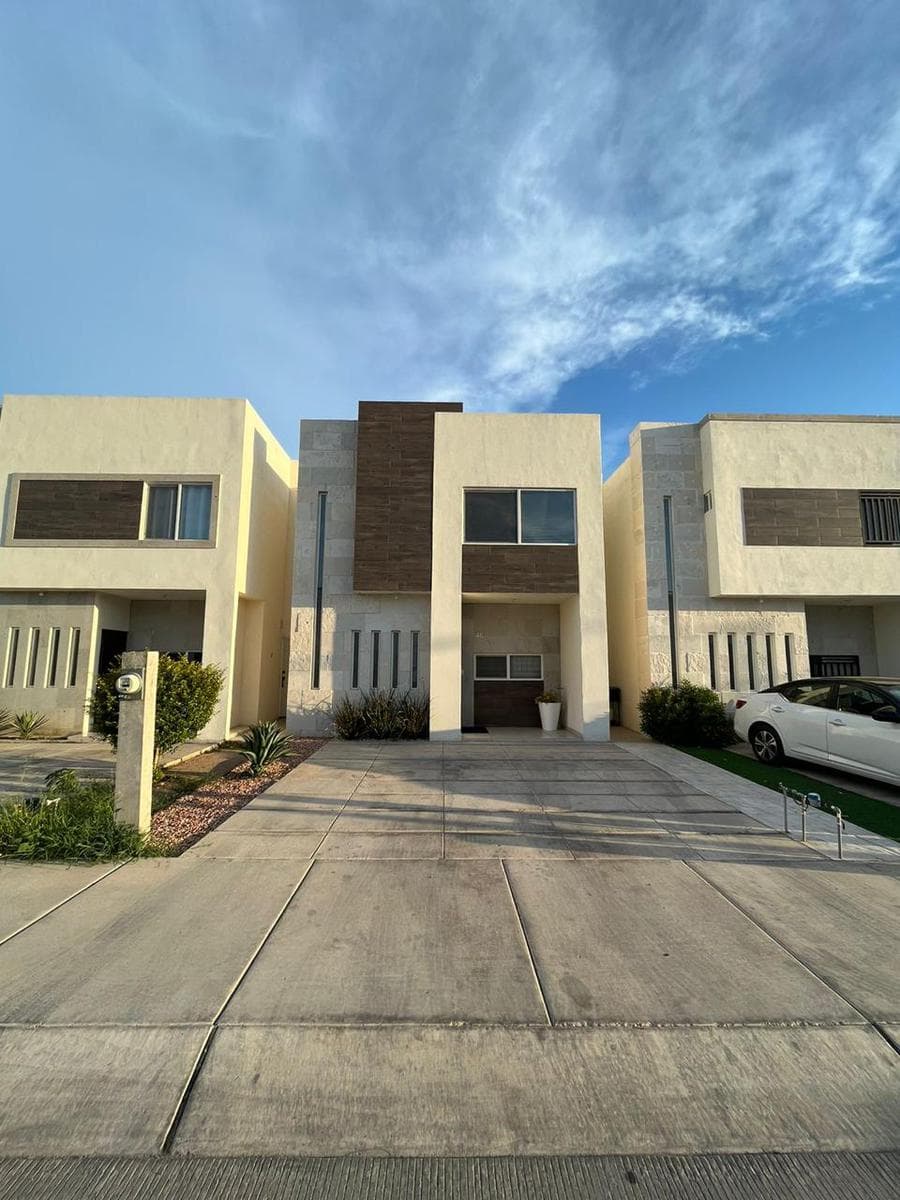 Fully Furnished House for Sale in Siena Residencial