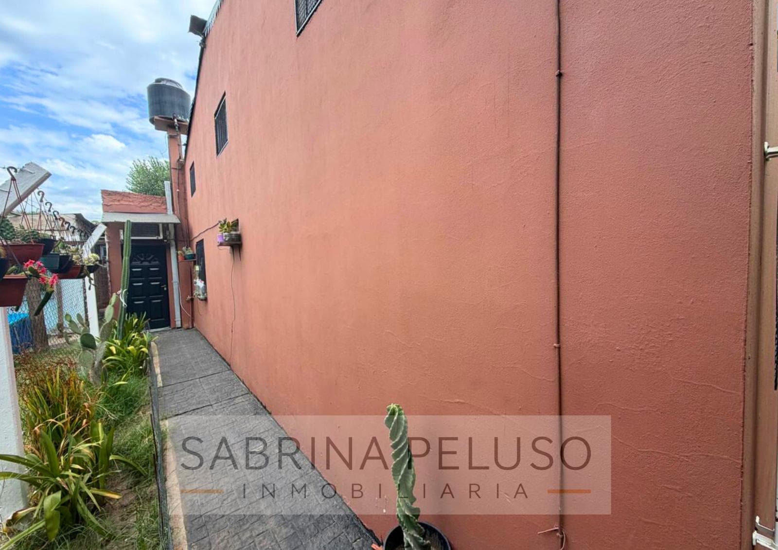 5-Room House for Sale - La Reja