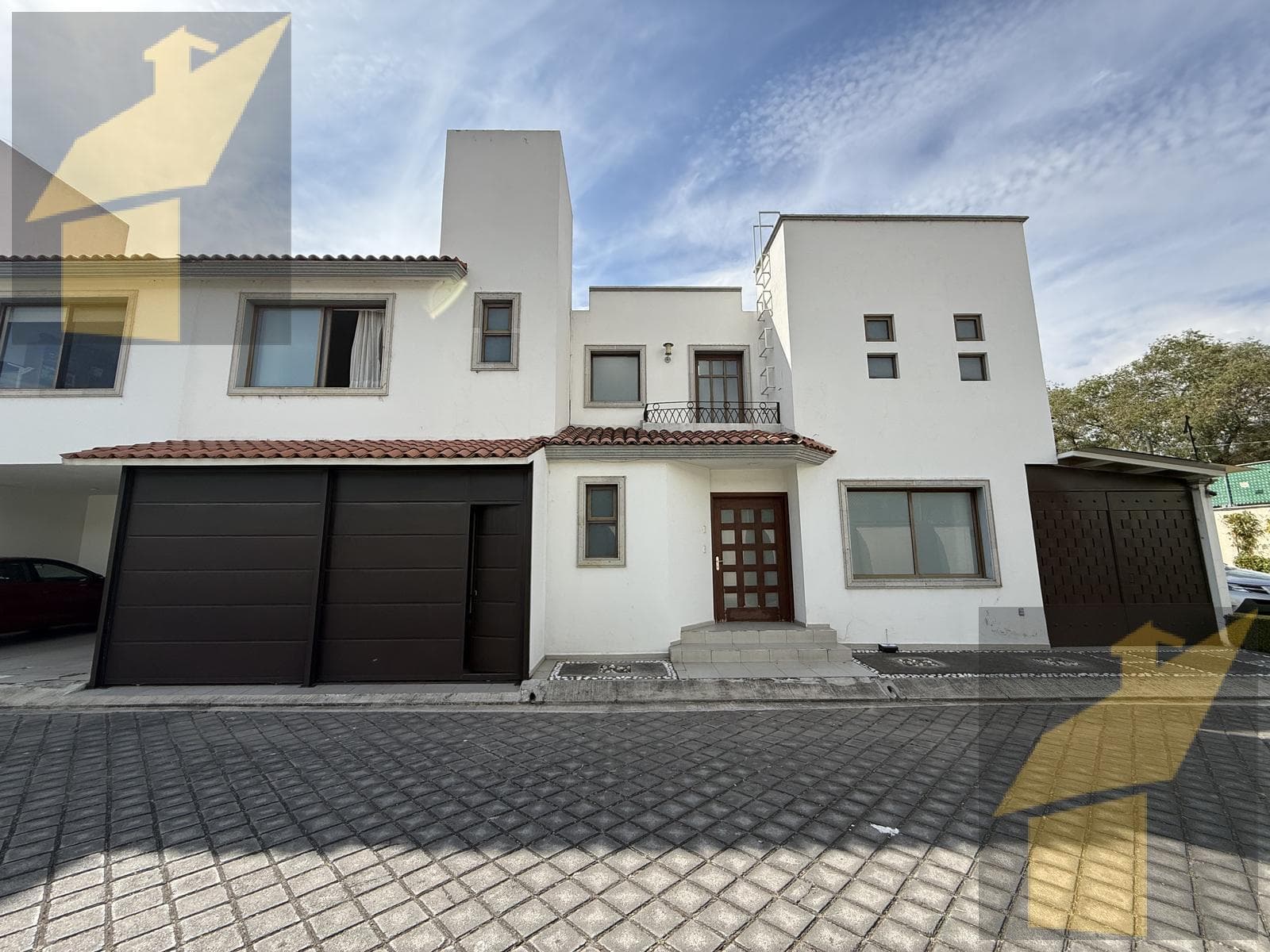 House for Sale in San Sebastian, Metepec