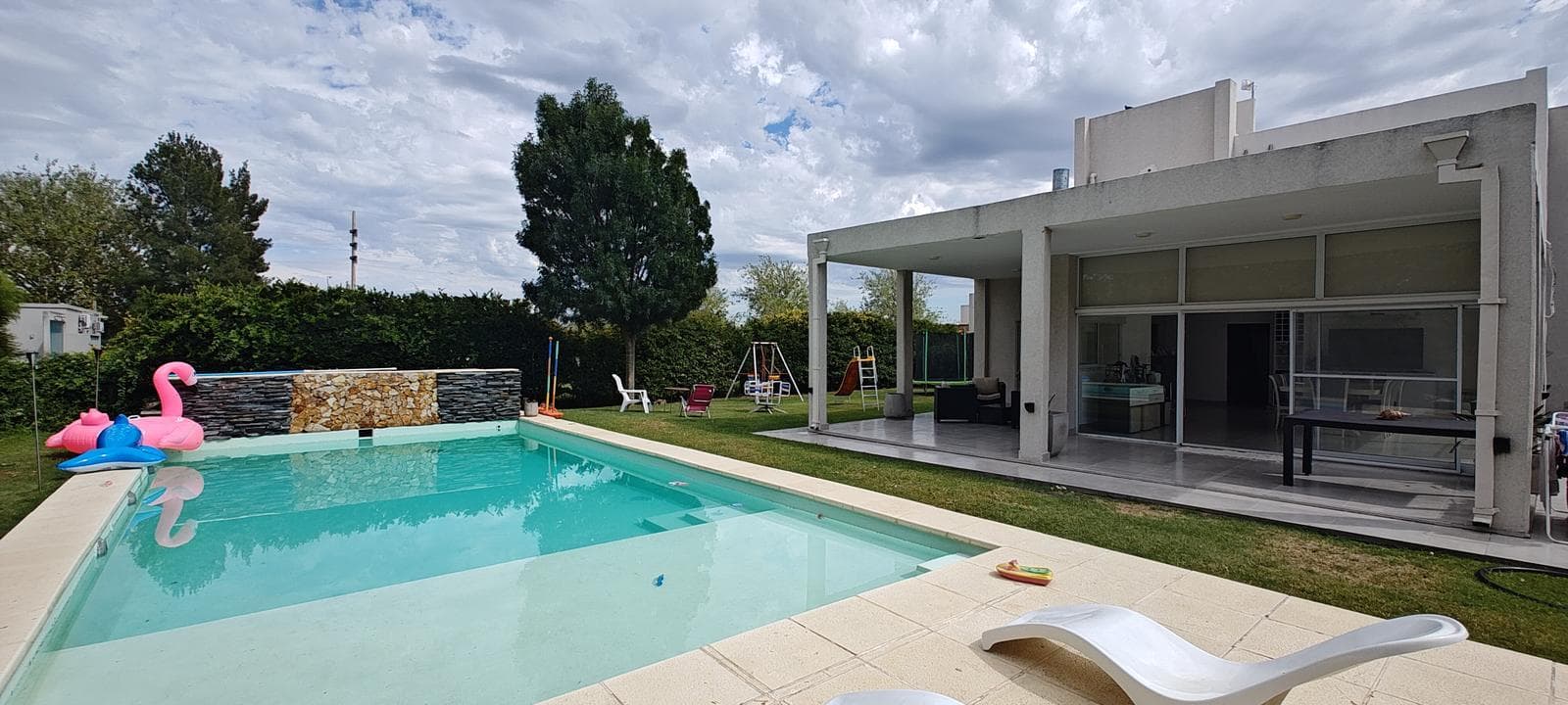 House for Long-Term Rent in Puerto Roldán: Nature, Safety, and Comfort