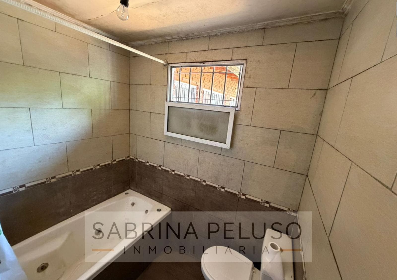 4-Bedroom House for Sale - Francisco Alvarez