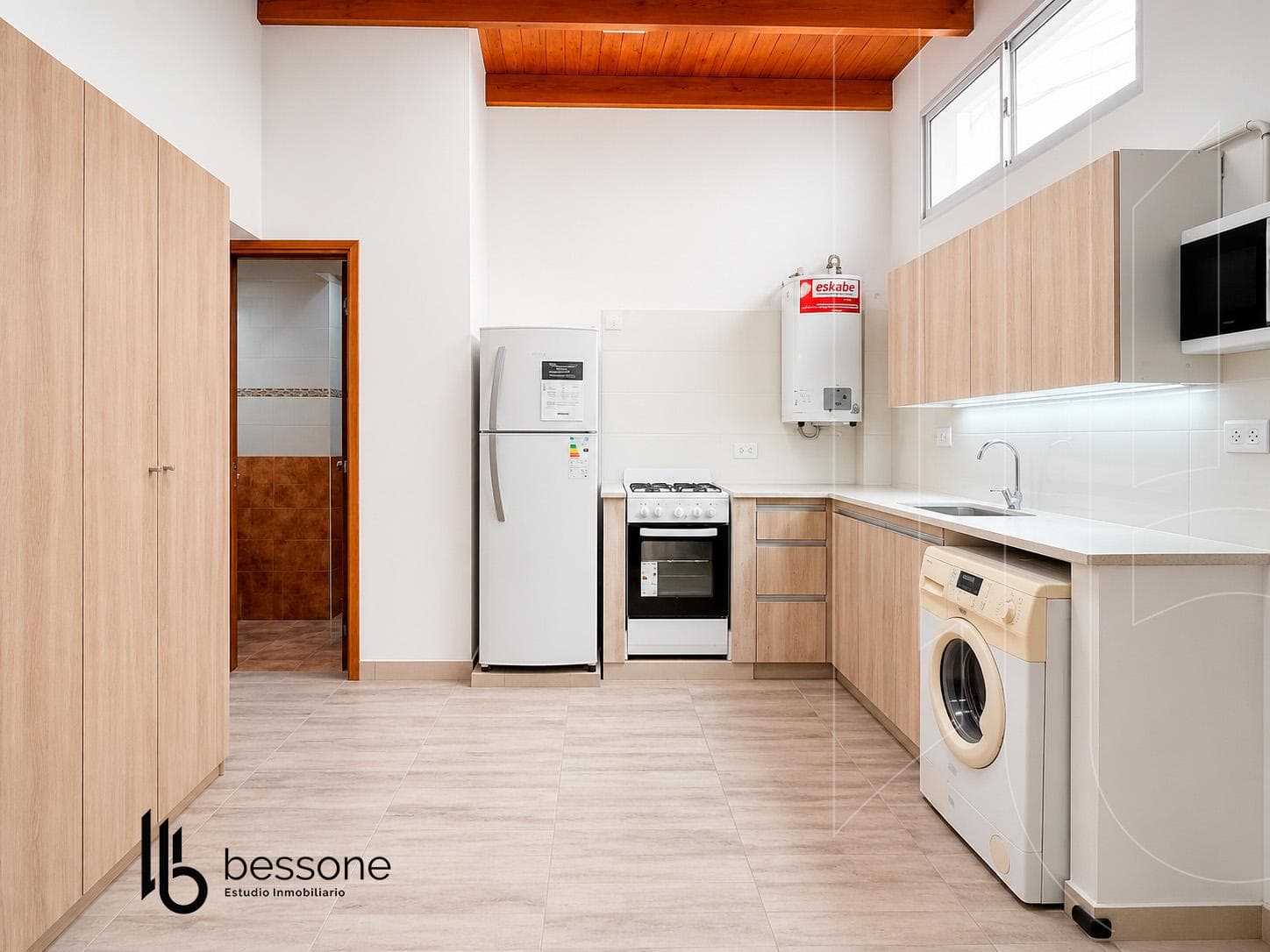 2-room renovated apartment in San José