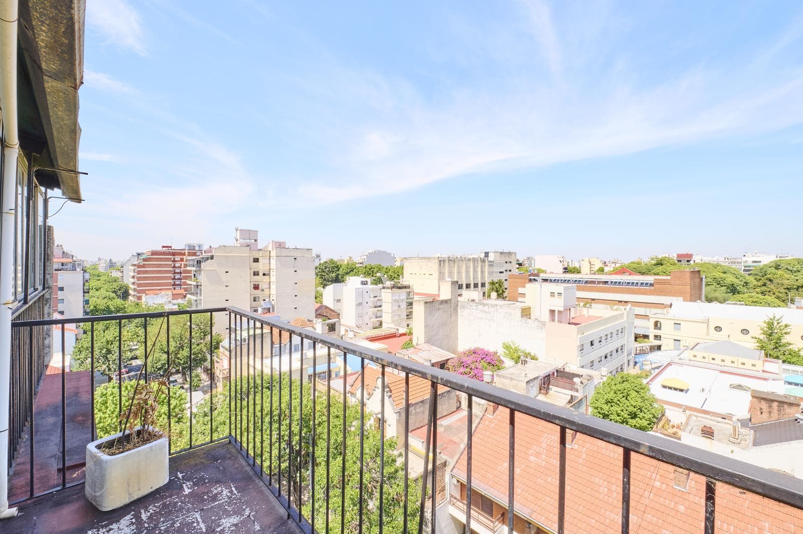 2-Room Apartment for Sale in Villa del Parque