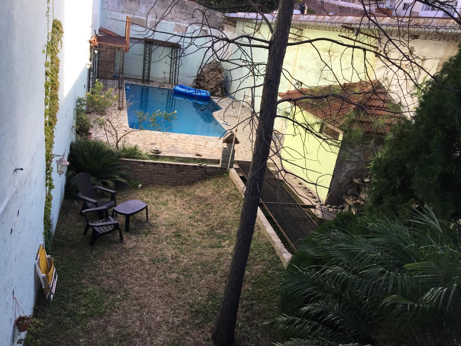House and Storage Unit in Almagro