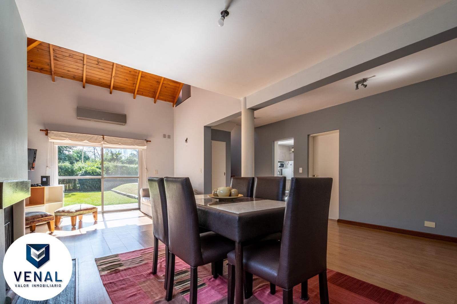 7-room house for sale in Fincas de Maschwitz, 5 bedrooms, 3 bathrooms, 1 half-bath