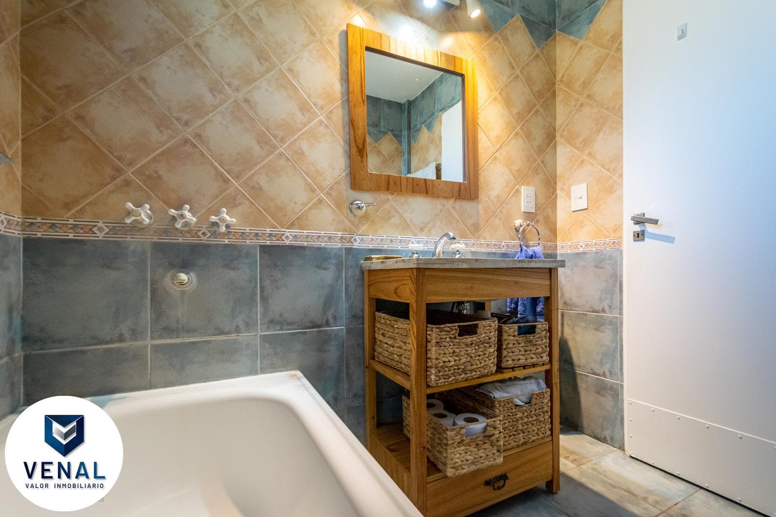 7-room house for sale in Fincas de Maschwitz, 5 bedrooms, 3 bathrooms, 1 half-bath