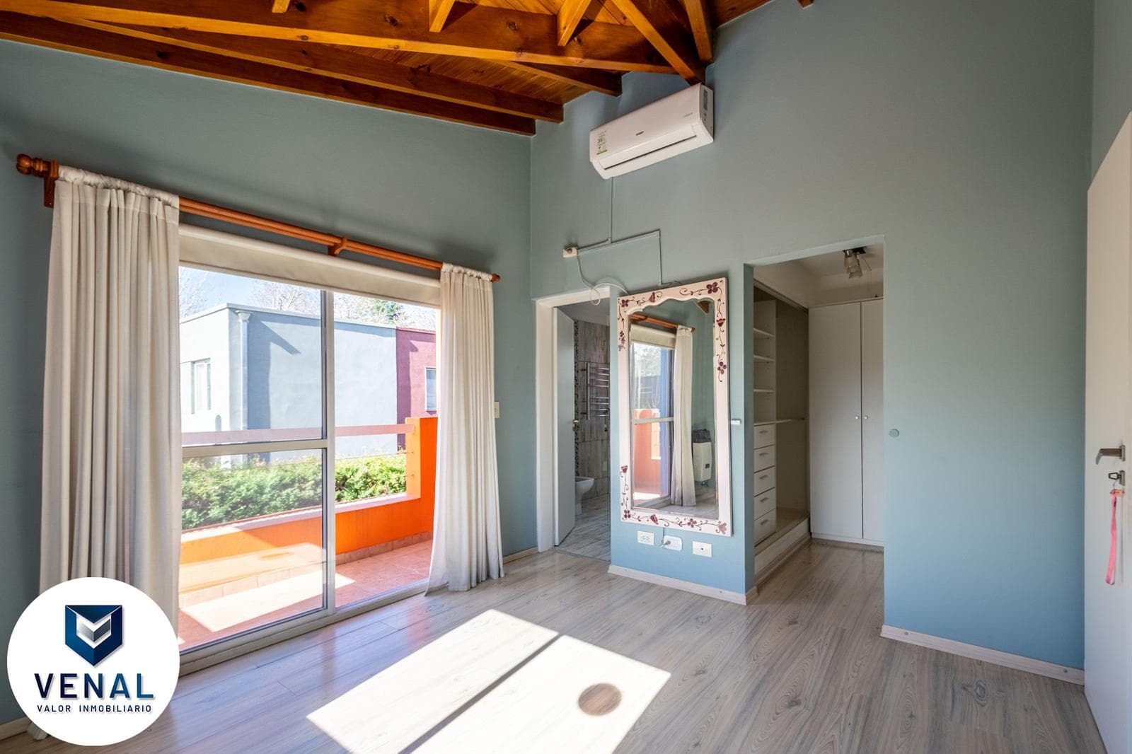 7-room house for sale in Fincas de Maschwitz, 5 bedrooms, 3 bathrooms, 1 half-bath