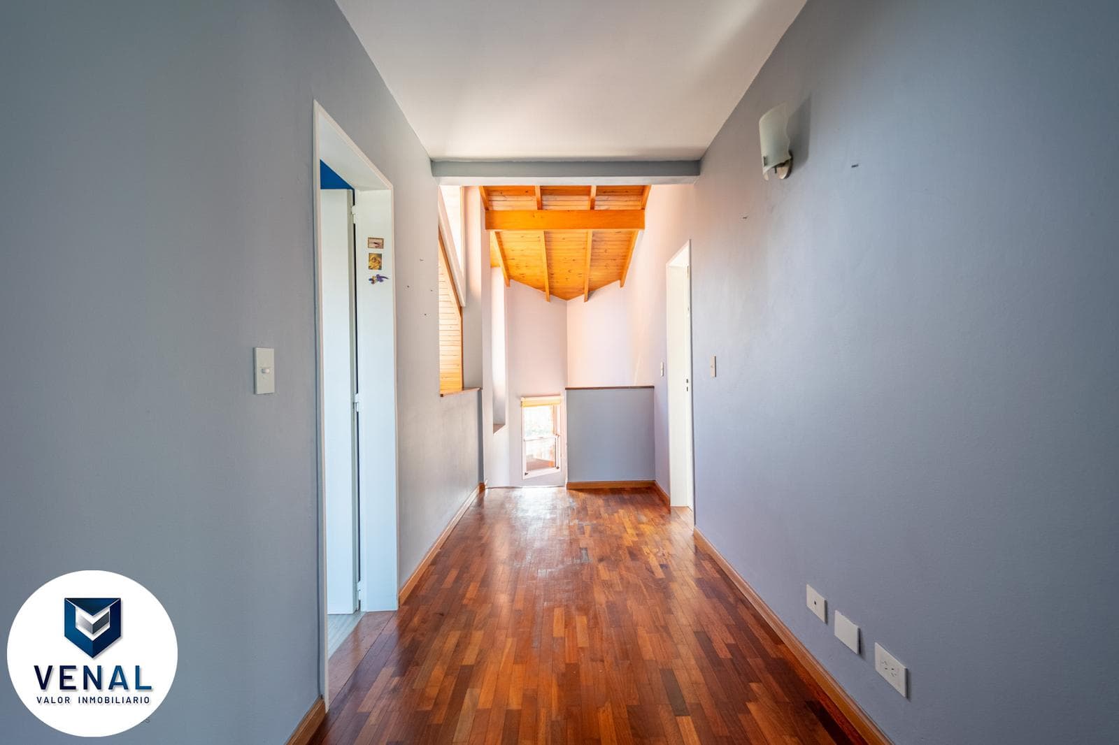 7-room house for sale in Fincas de Maschwitz, 5 bedrooms, 3 bathrooms, 1 half-bath