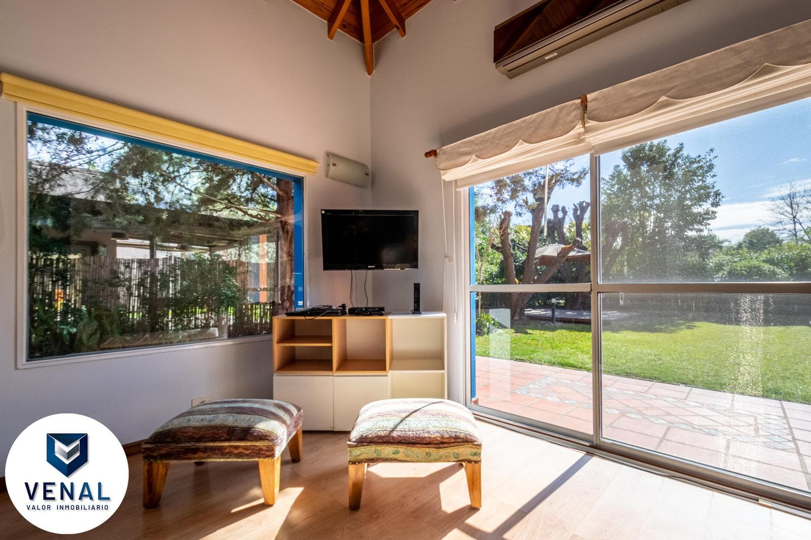 7-room house for sale in Fincas de Maschwitz, 5 bedrooms, 3 bathrooms, 1 half-bath