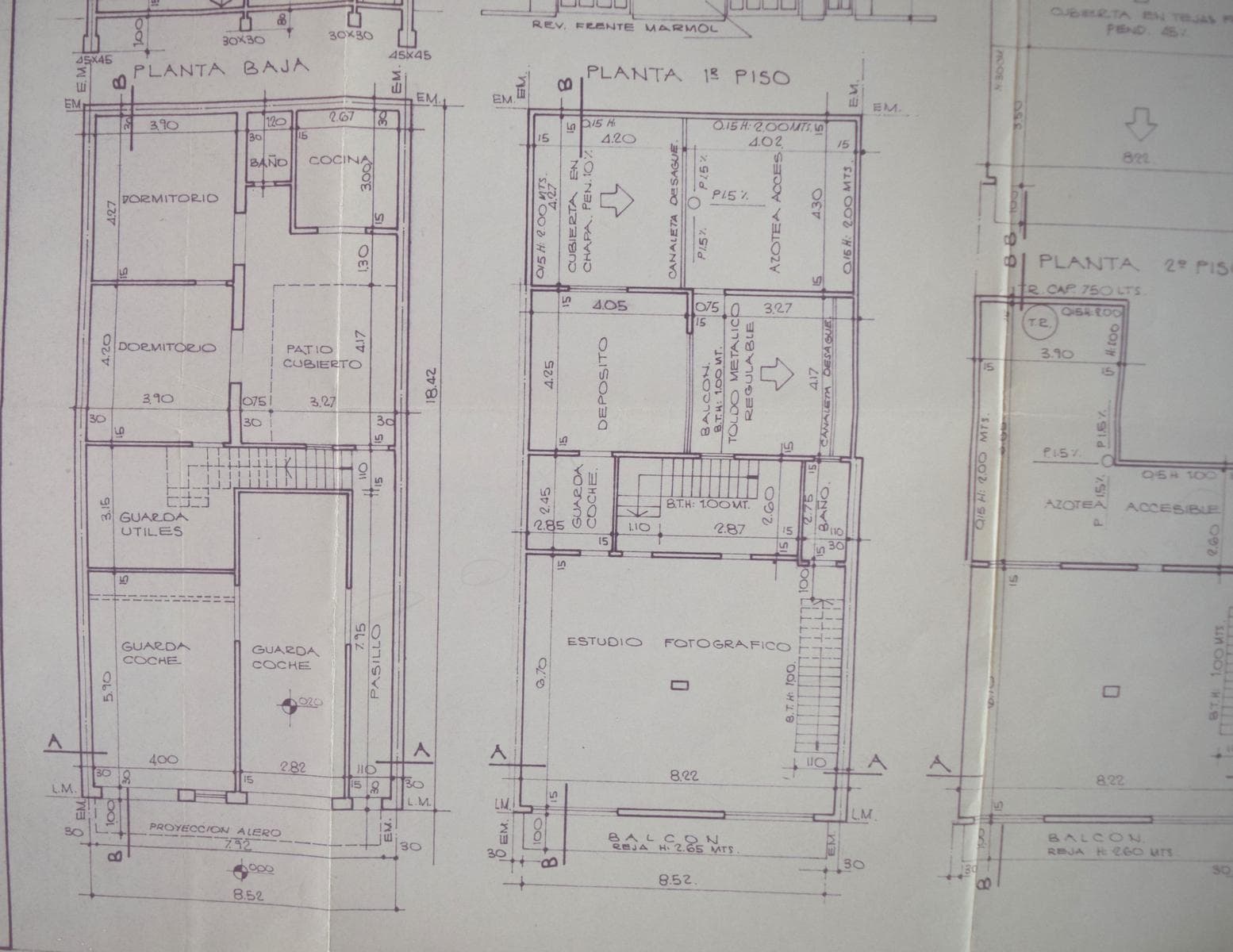 For Sale: Commercial or Residential House—6 rooms, 5 bedrooms, 3 full bathrooms, 3 stories