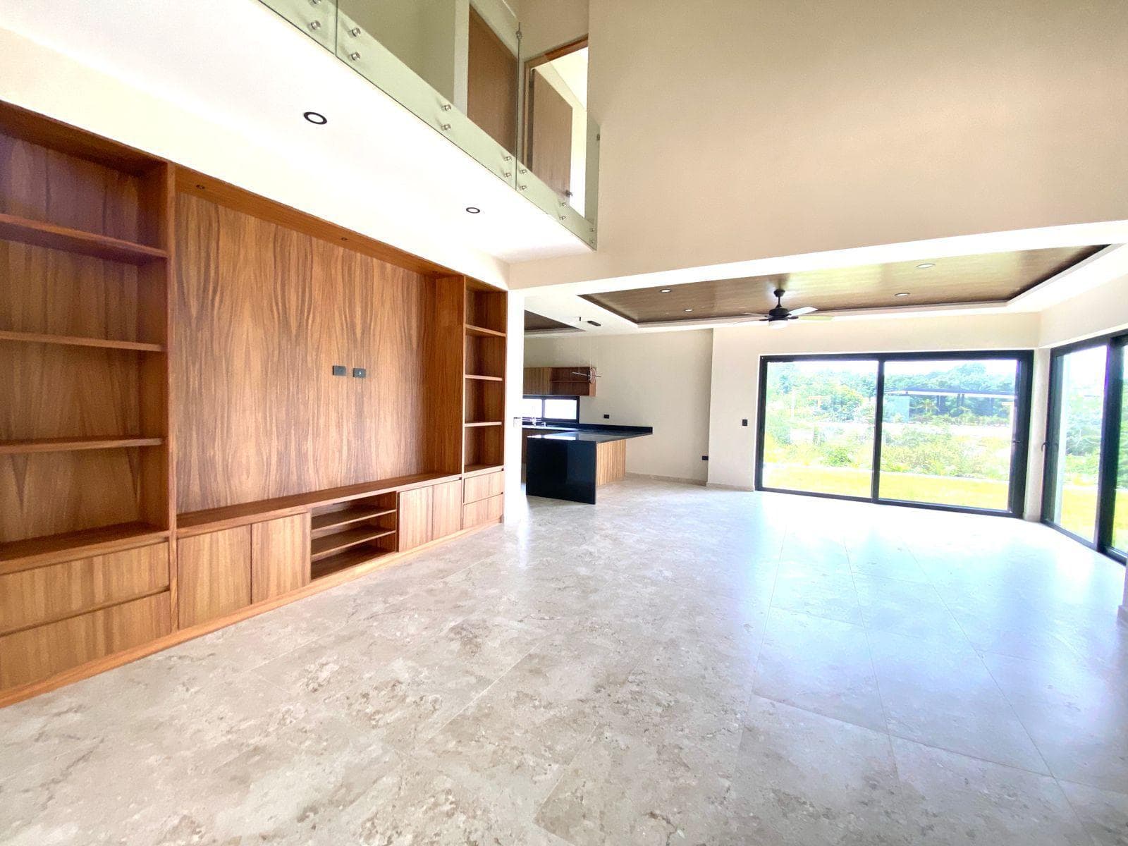 LAGOS DEL SOL House