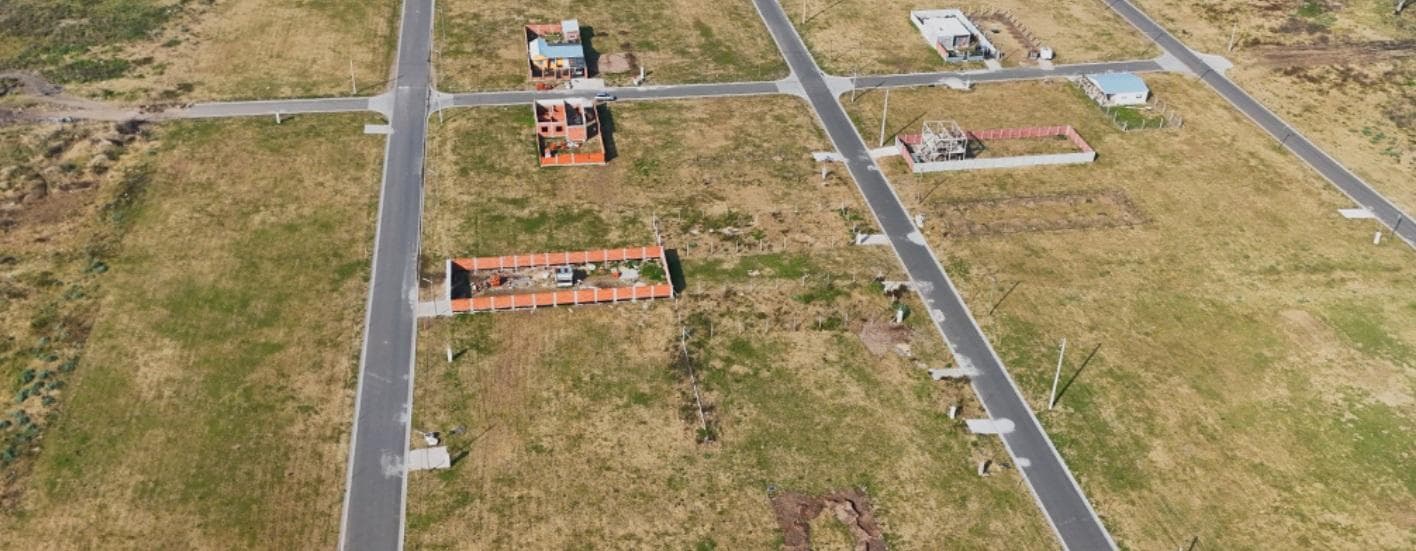 Land in Burzaco