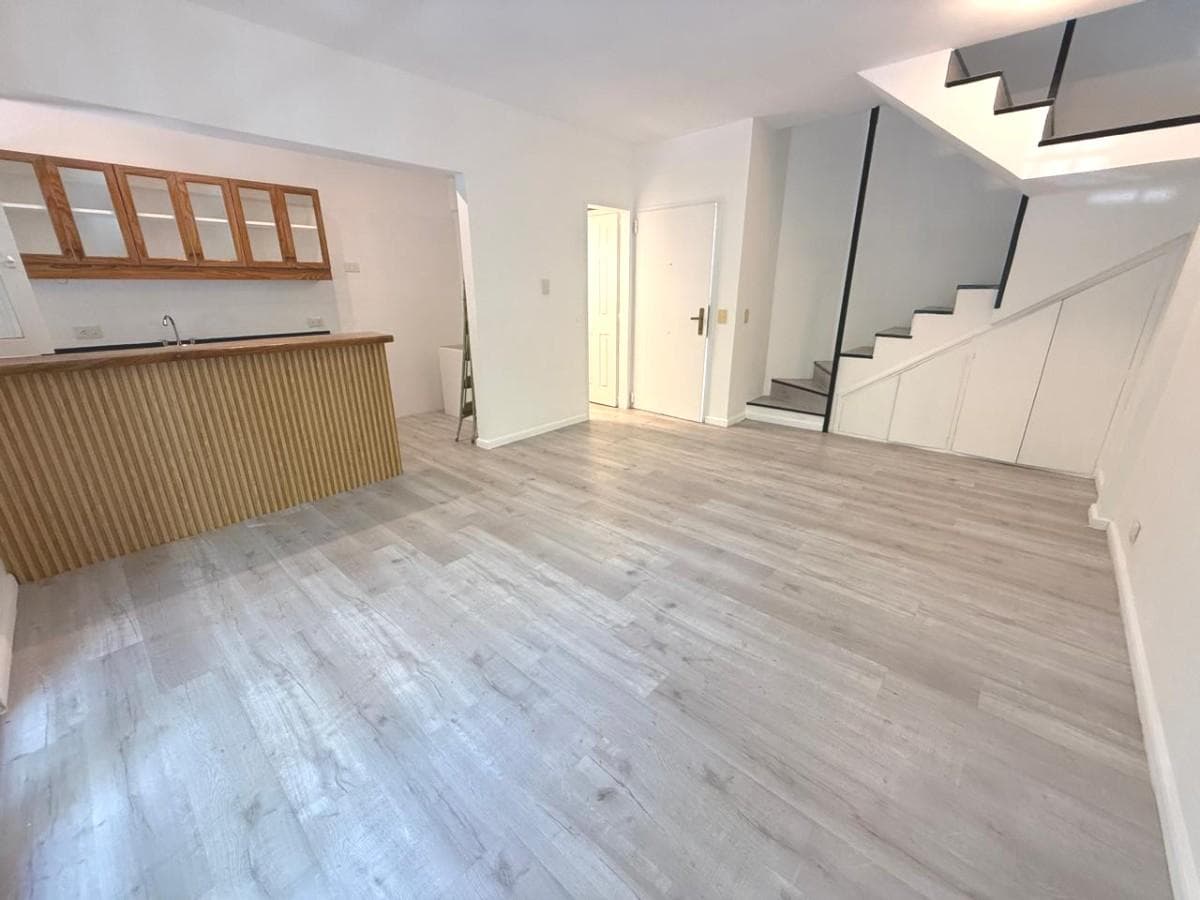 3-room apartment with a terrace and garage in Colegiales