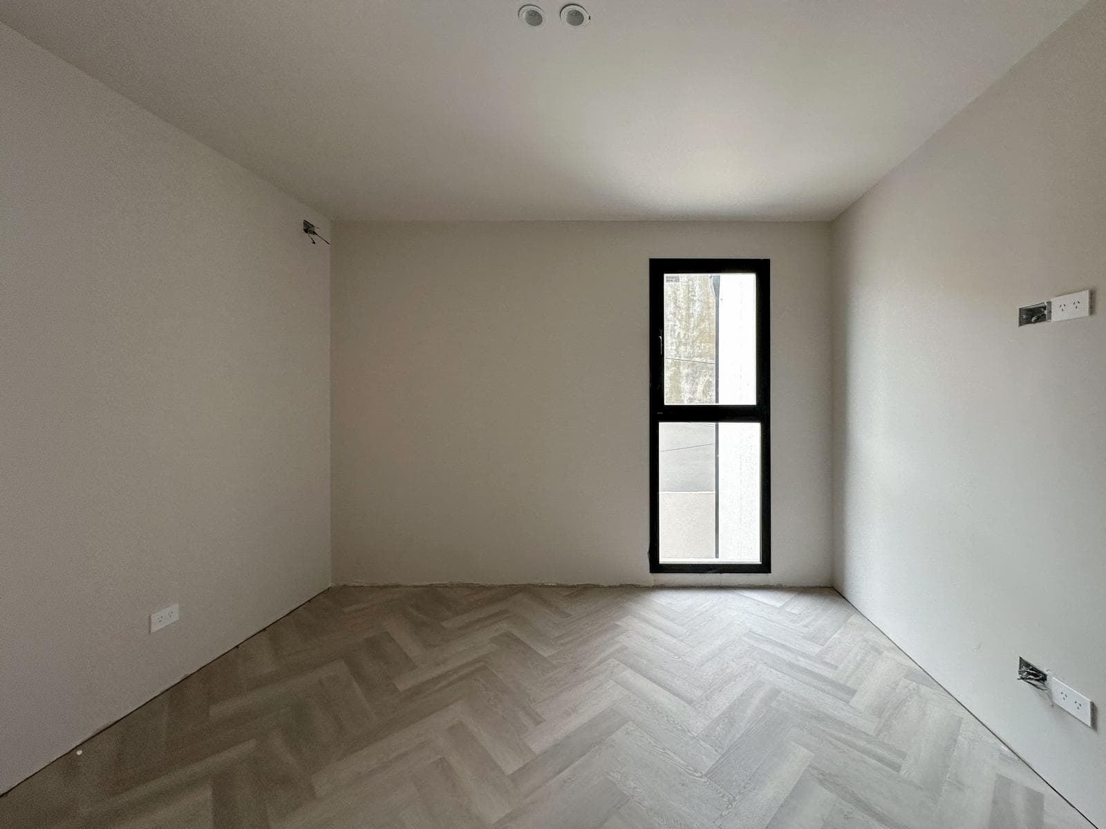 3-bedroom house with a pool and garage in Abasto