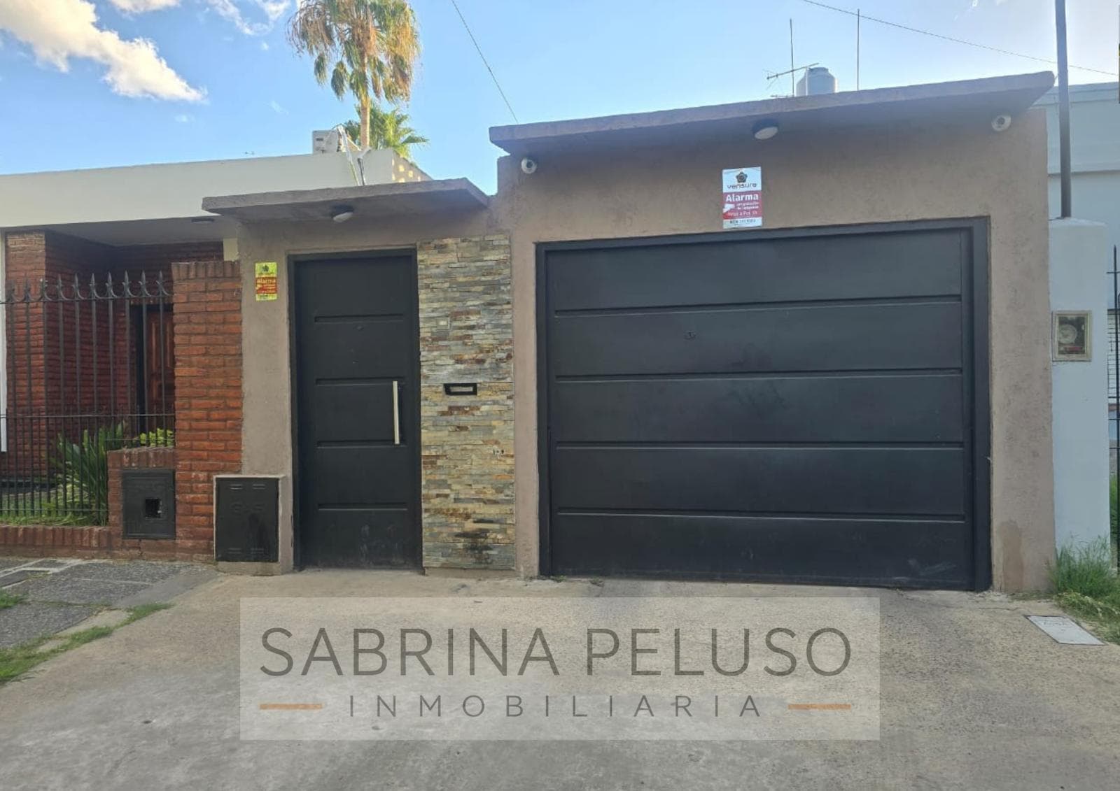 House 3 for sale in Ituzaingó
