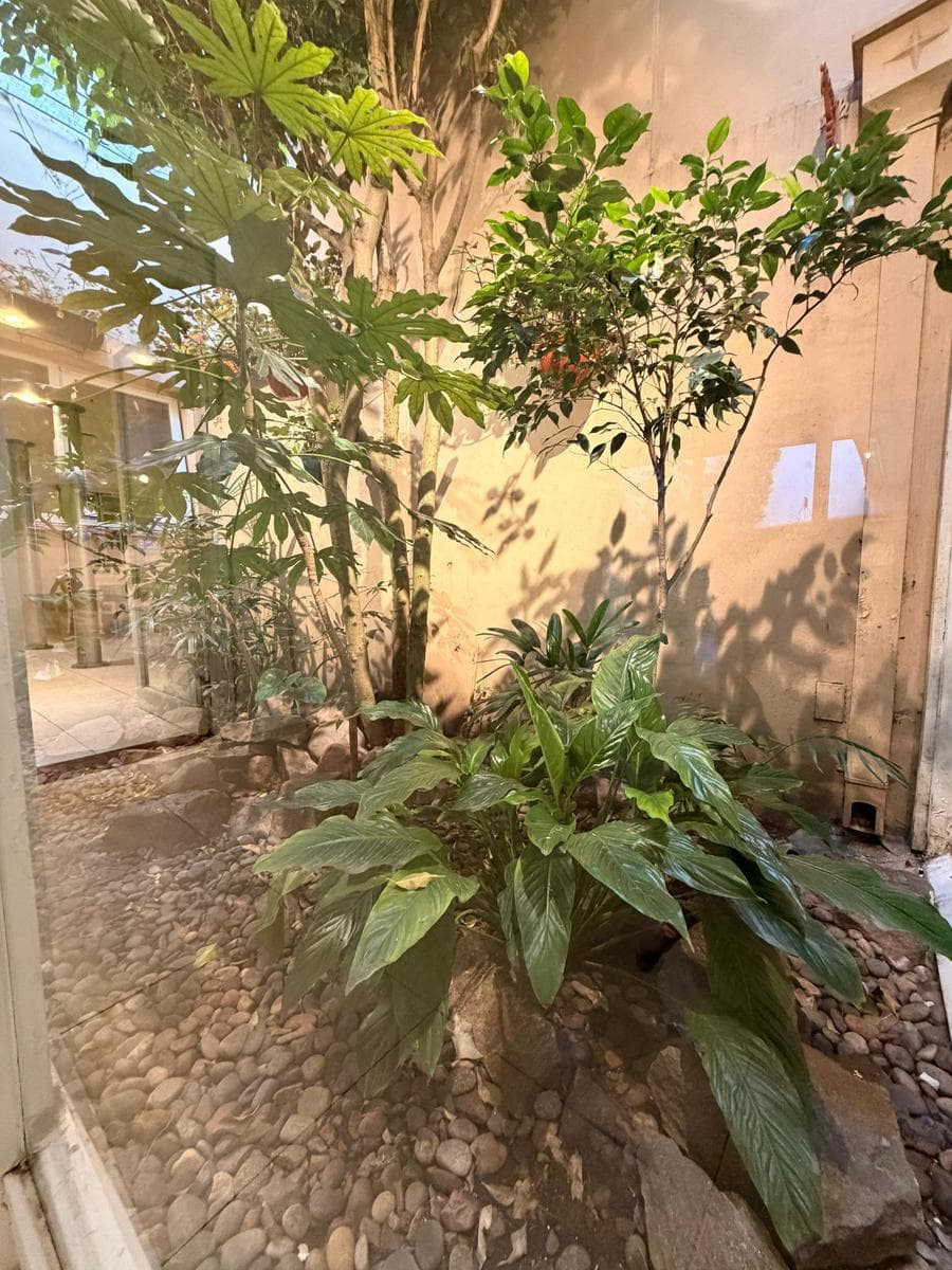 Casa en Divino Rostro 6 ambientes con quincho y piscina