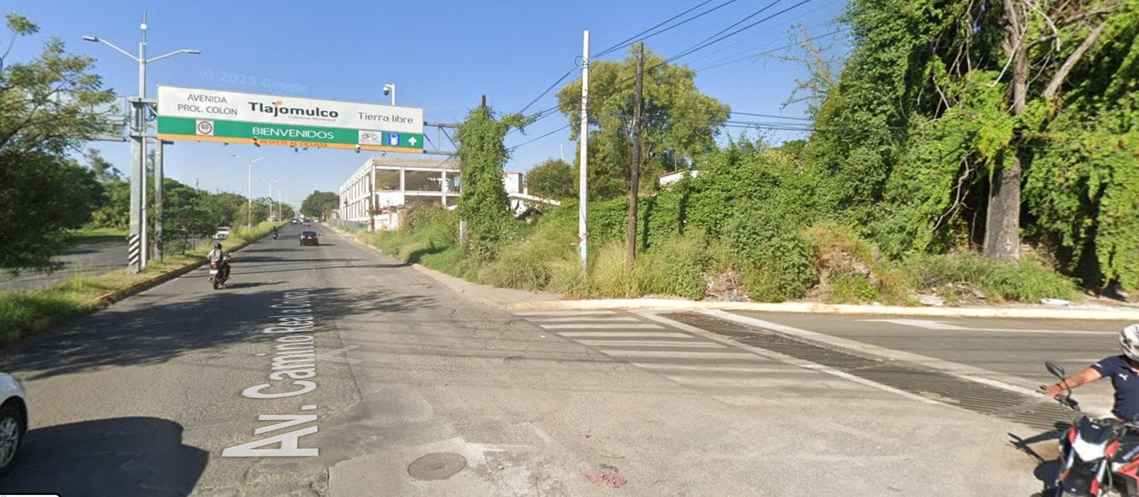 2-Hectare Lot or Large Plot for Sale on the Road to Colima