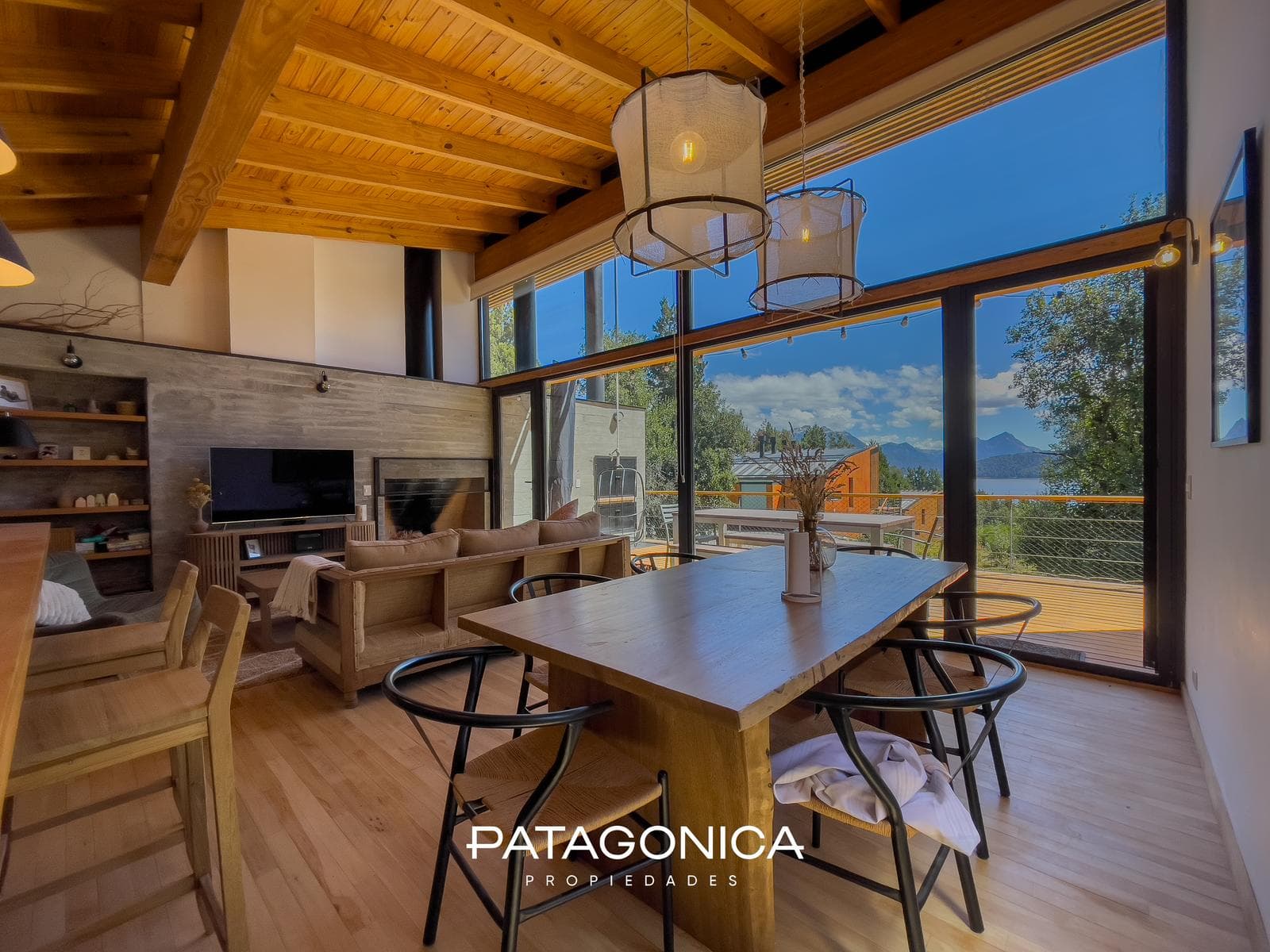 FOR SALE: House in Vista Azul I