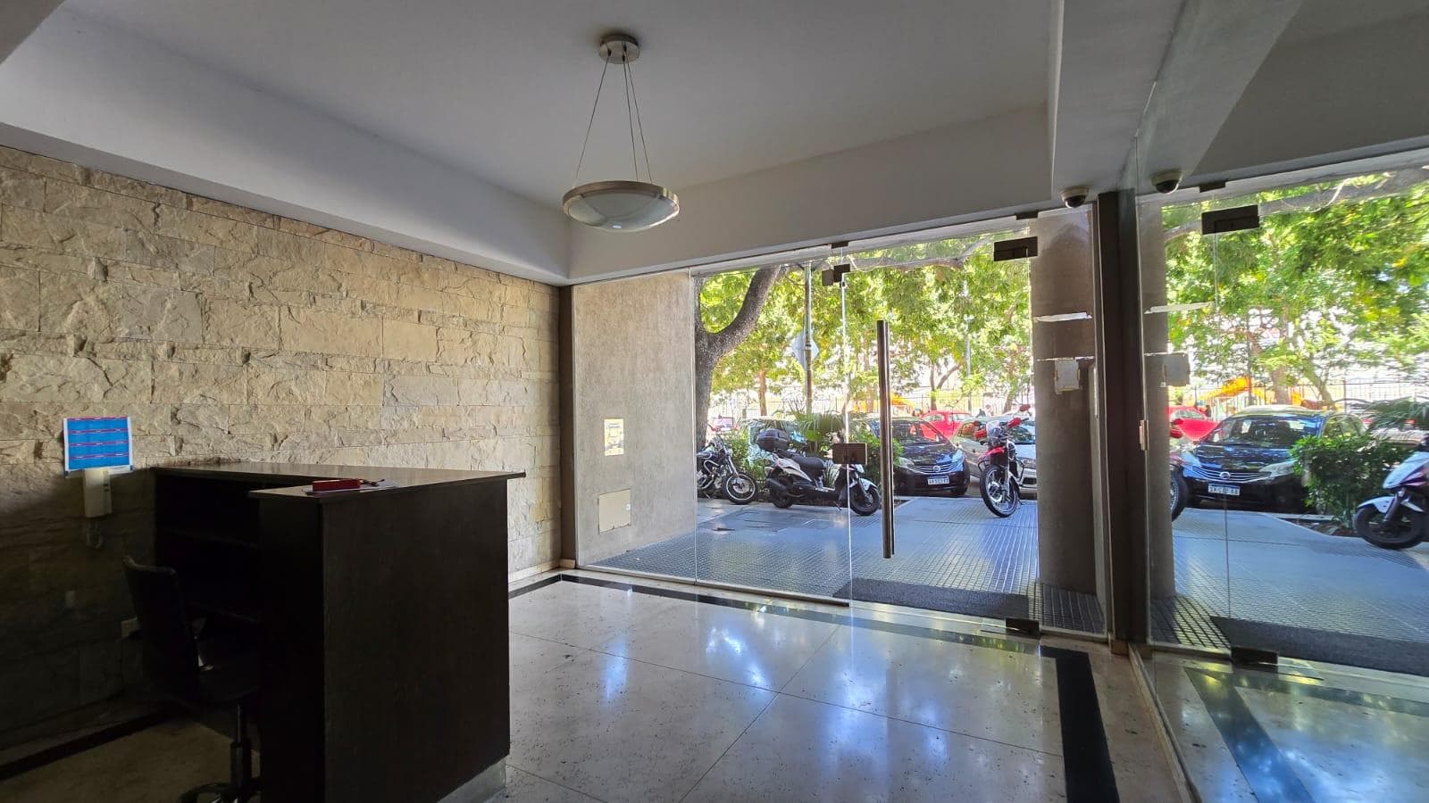2-room apartment with a garage. Street-facing. Balcony. Villa Urquiza