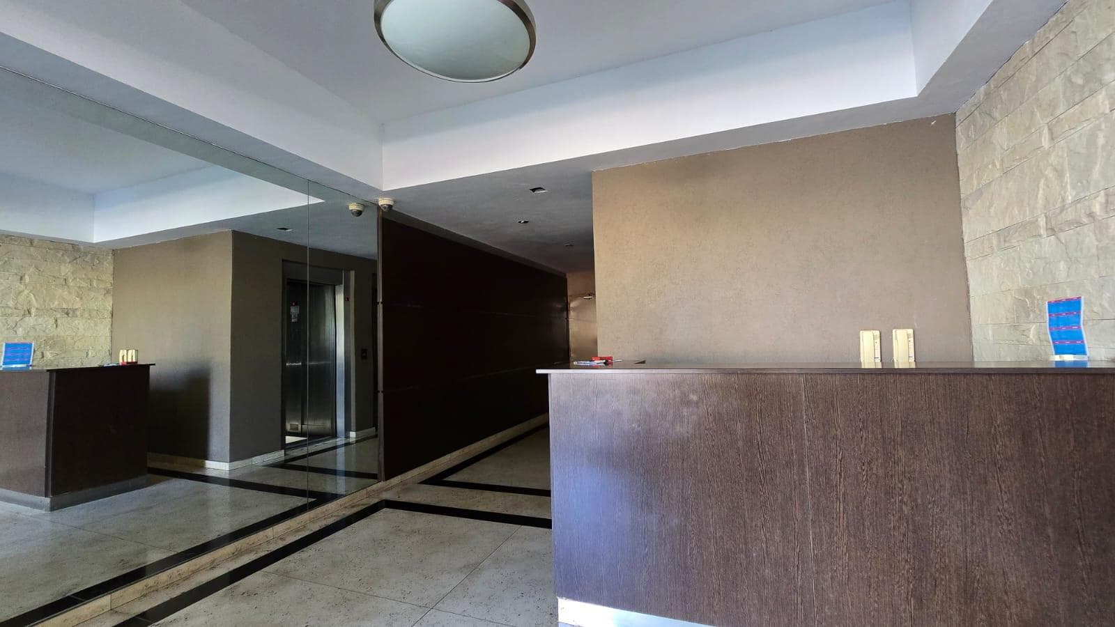 2-room apartment with a garage. Street-facing. Balcony. Villa Urquiza