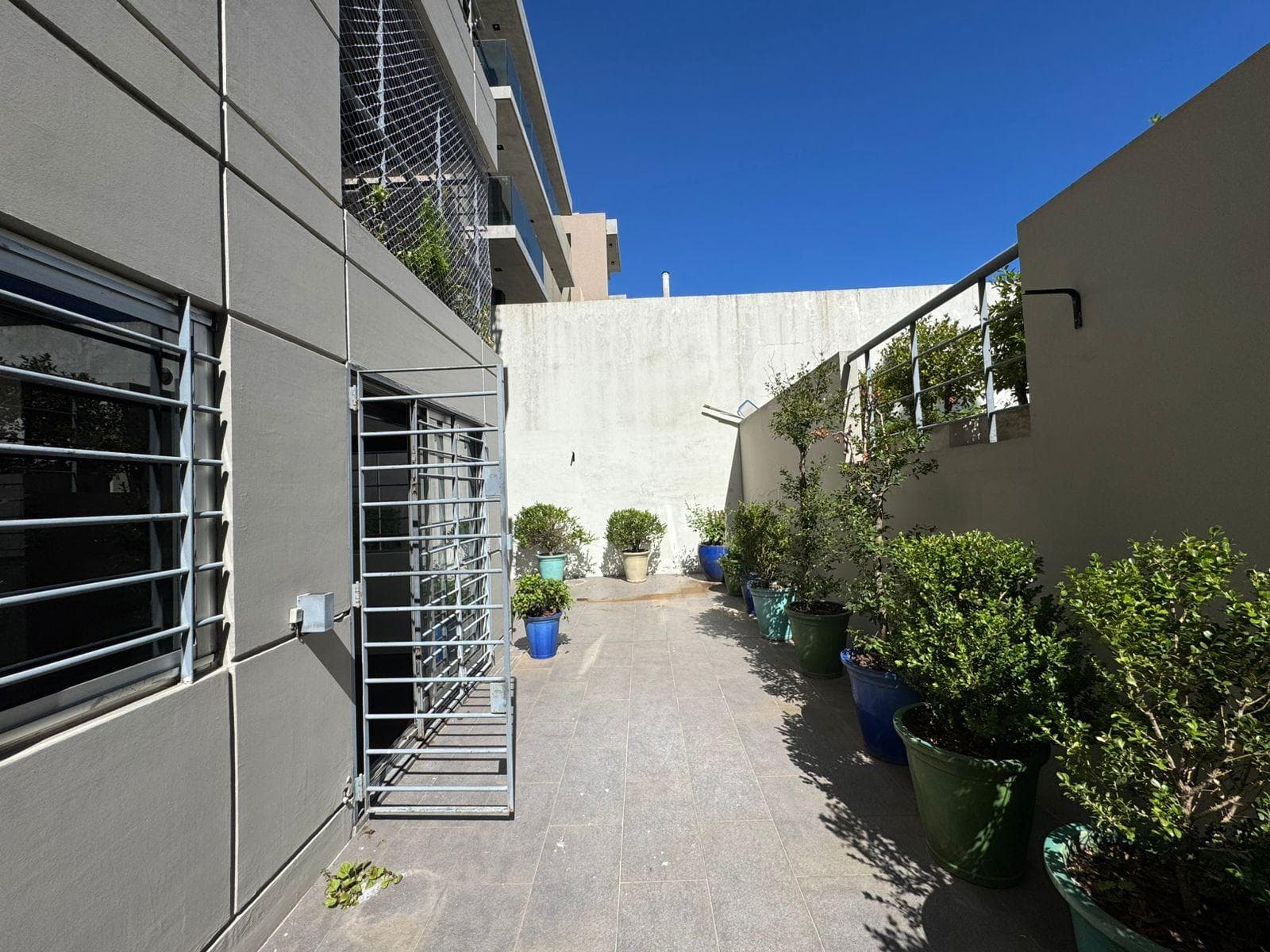 Excellent Single-Story Home with Patio - 2 Bedrooms - Garage