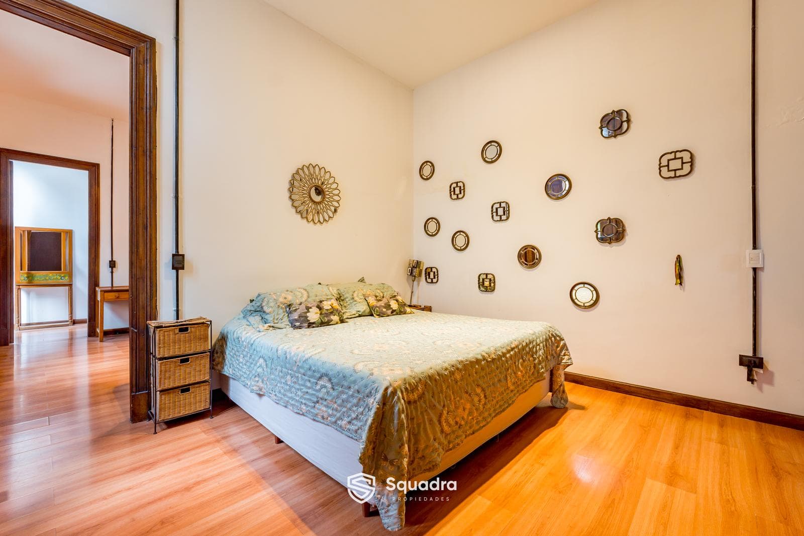 FOR SALE - 3-bedroom house with a hot tub, patio, terrace, and barbecue area - Downtown, Rosario.