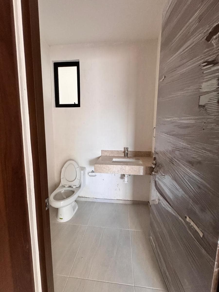 Apartment for Sale with Guaranteed Rent in Temozón Norte