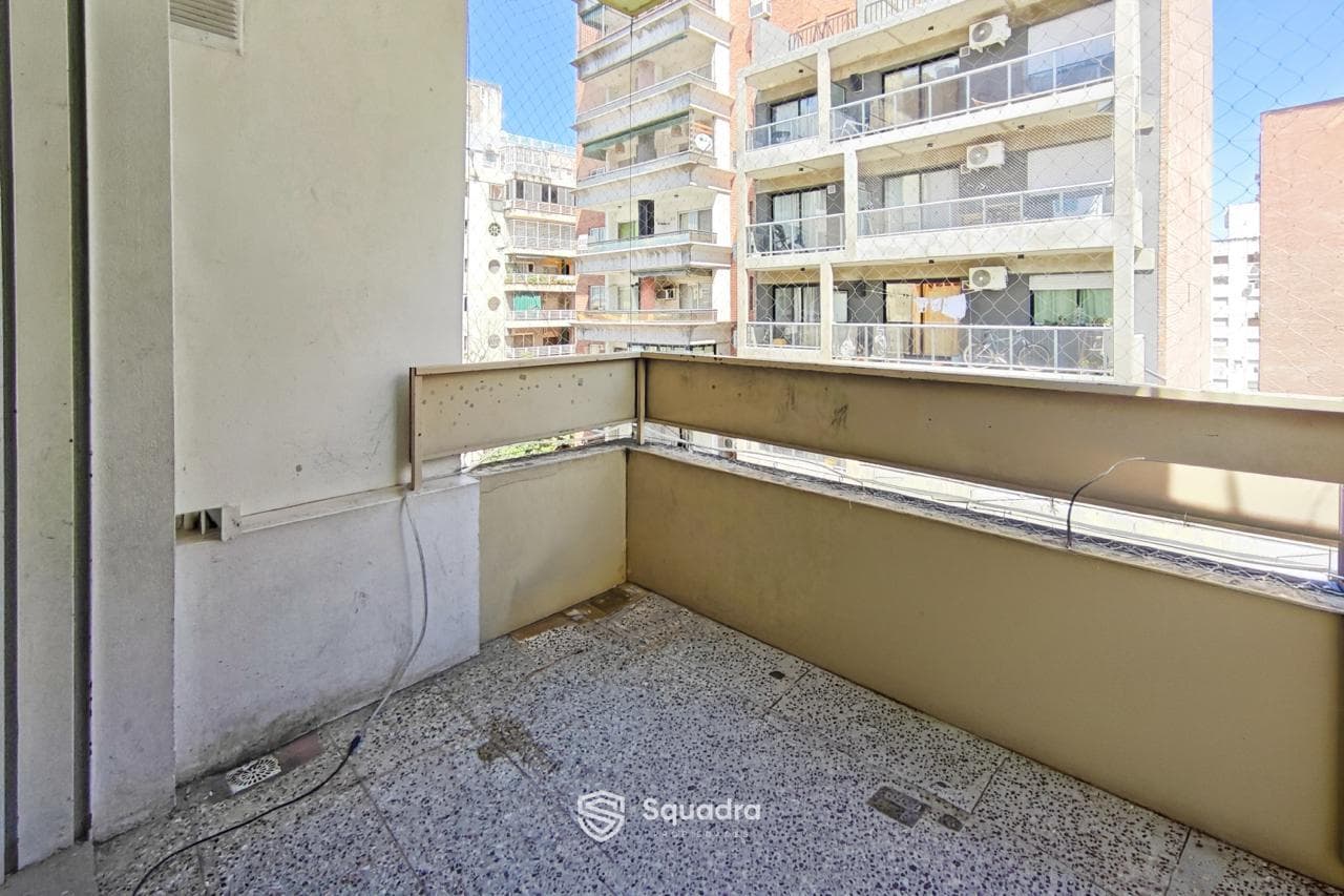 FOR SALE | TRADE - 2-bedroom apartment with balcony - Downtown, Rosario. QUALIFIES FOR A MORTGAGE.