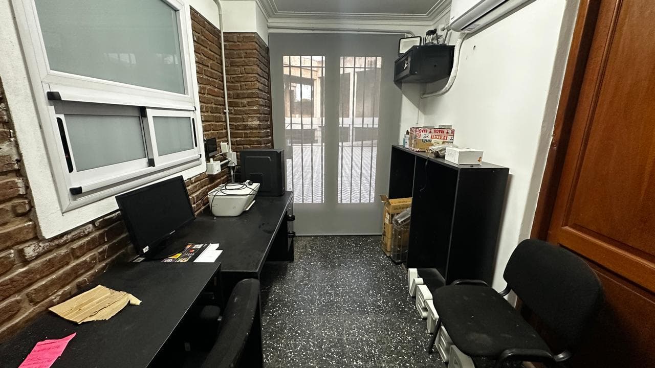 FURNISHED OFFICE SPACE FOR RENT WITH A PATIO